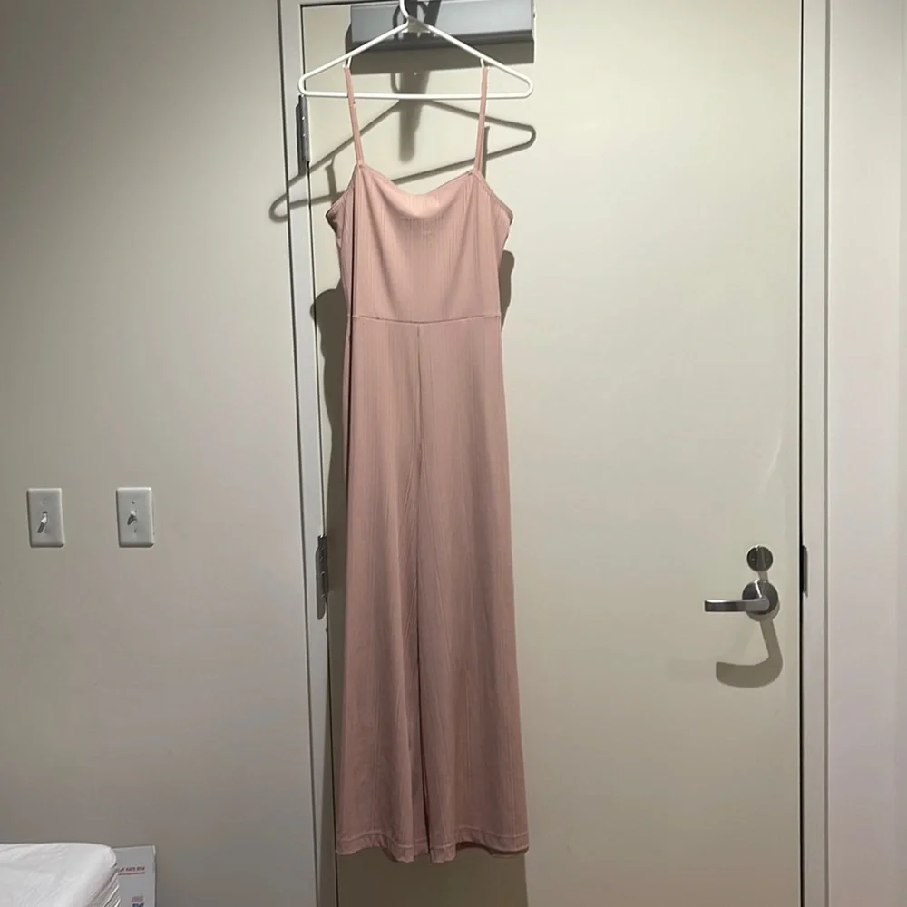 Dusty pink jumpsuit - Picture 3 of 6
